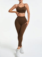  Conjunto Esportivo de Top Halter Decotado nas Costas