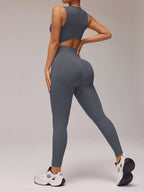 Conjunto de Top Cropped e Legging