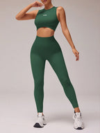 Conjunto de Top Cropped e Legging