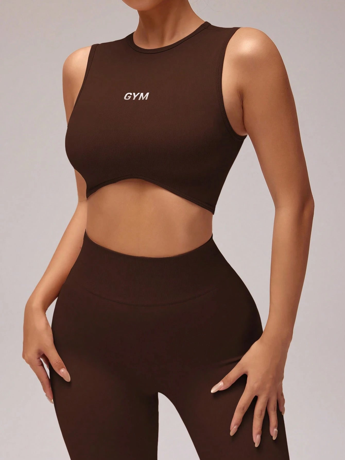 Conjunto de Top Cropped e Legging