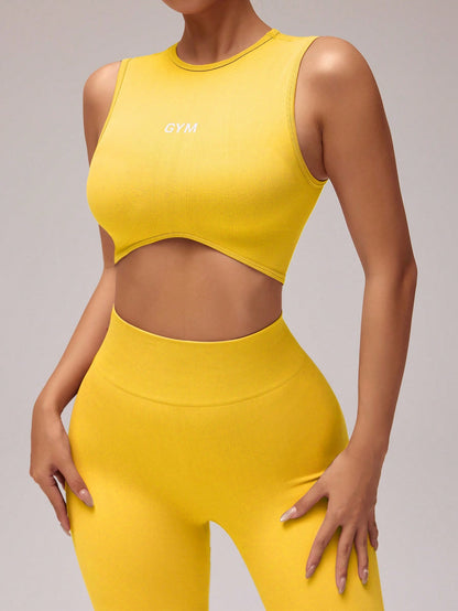 Conjunto de Top Cropped e Legging
