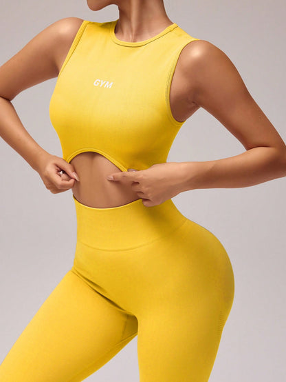Conjunto de Top Cropped e Legging