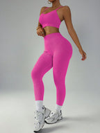 Conjunto Esportivo de Top Halter Decotado nas Costas