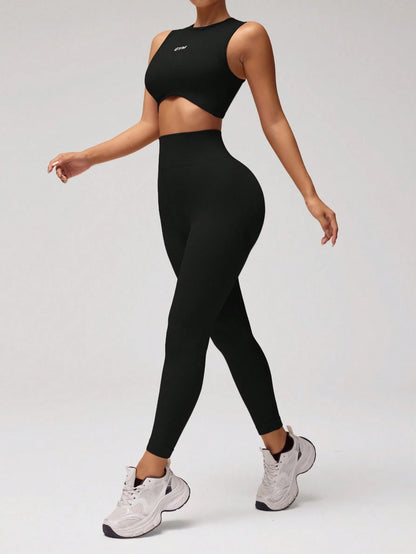 Conjunto de Top Cropped e Legging