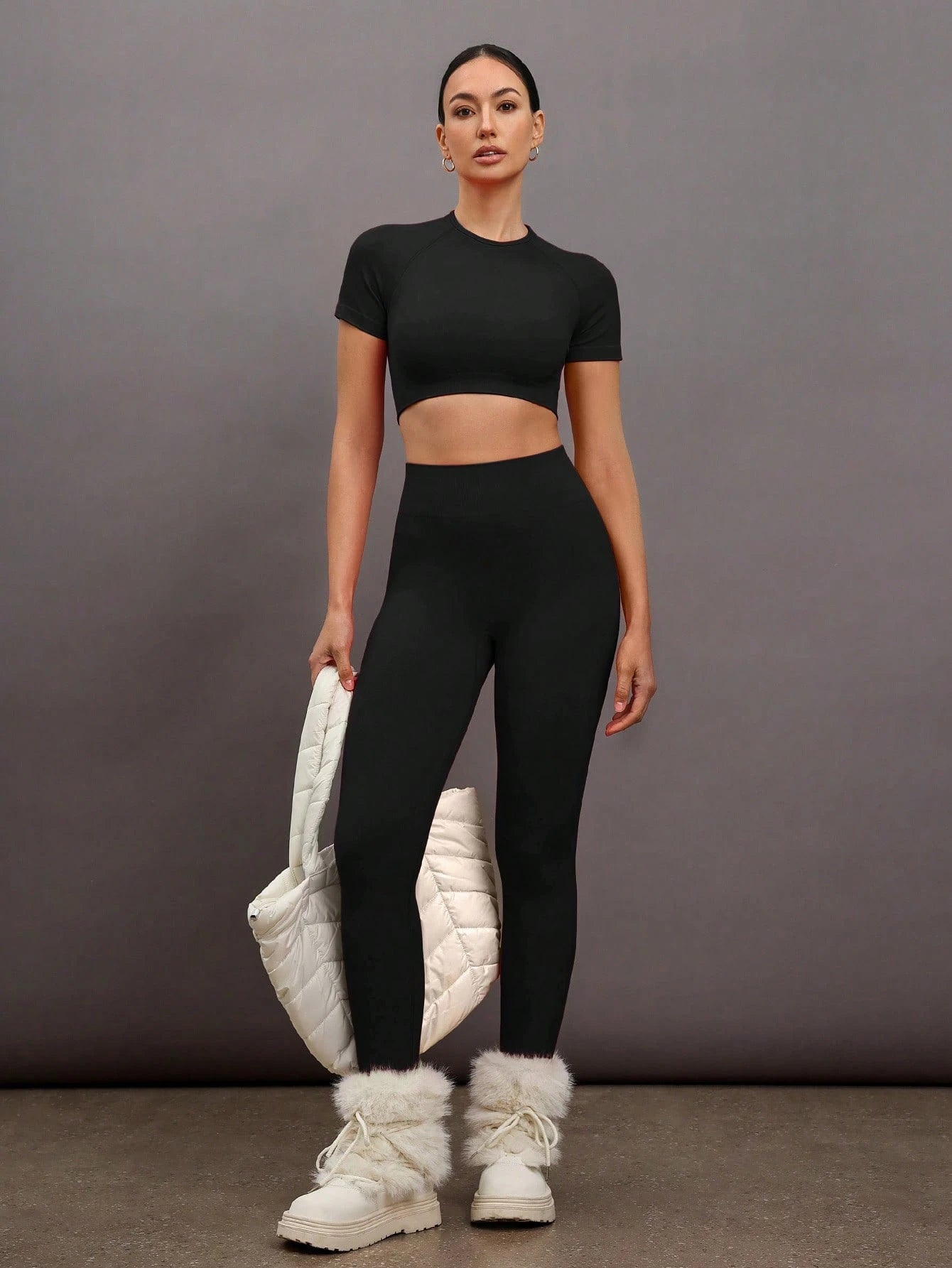 Conjunto gringa com Top Casual de Manga Curta Sólido e Vazado, e Calça - Conjunto de Calça Legging Feminino