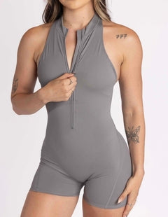 Macaquinho Valentina Zíper Frente Costas Abertas